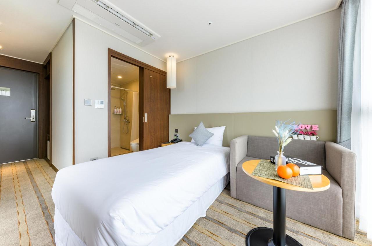 Shin Shin Hotel Cheonjiyeon Seogwipo Exterior foto
